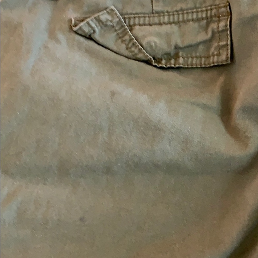 Shorts - Picture 4 of 5